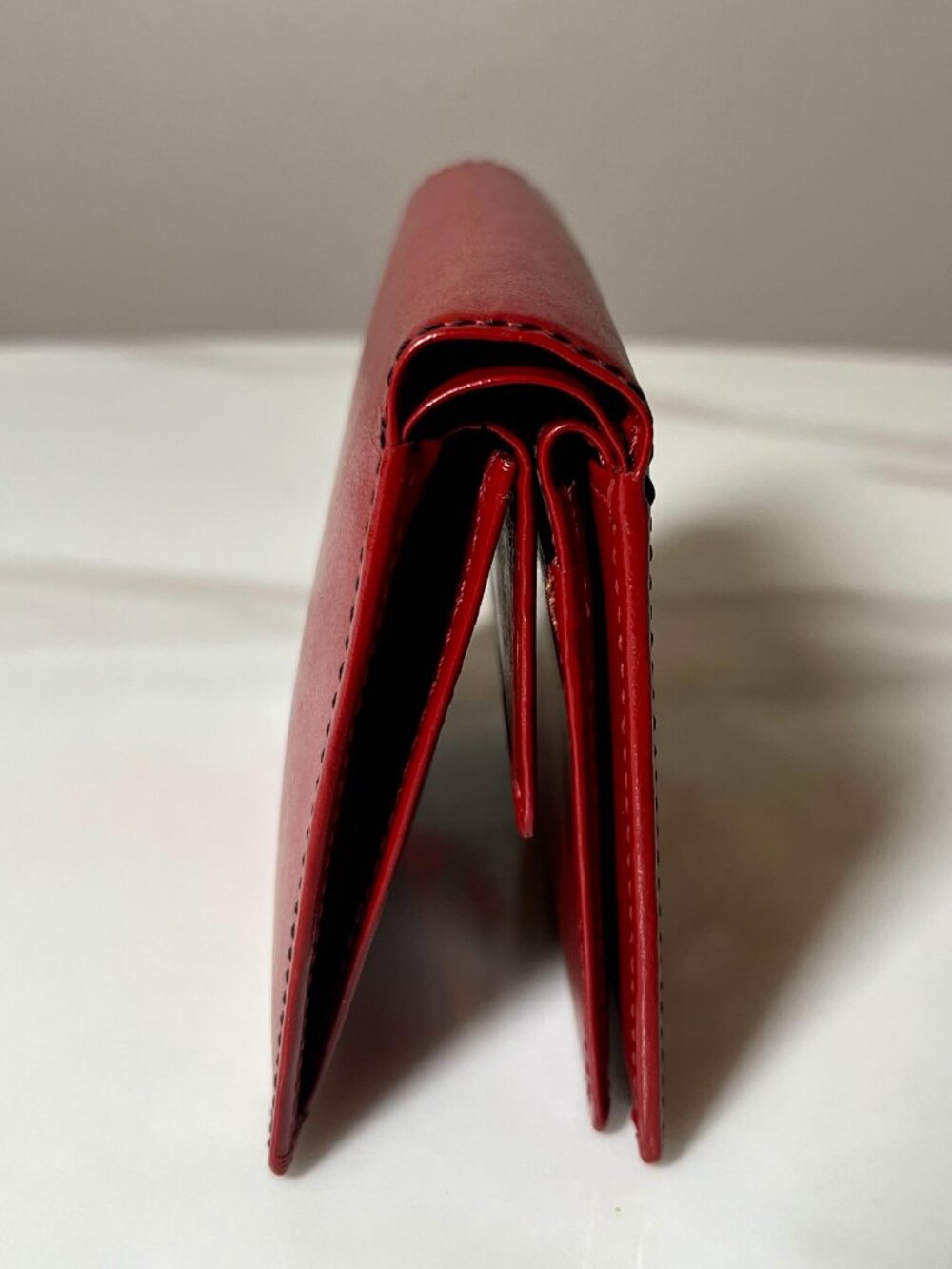 Moschino Cheap & Chic Rare Vintage Y2K Red Leather Trifold Wallet EUC - Picture 3 of 9
